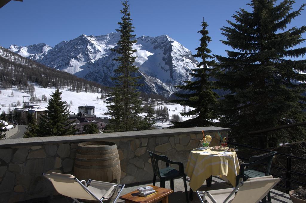 Hotel Sud Ovest Colle Colle Sestriere Екстериор снимка