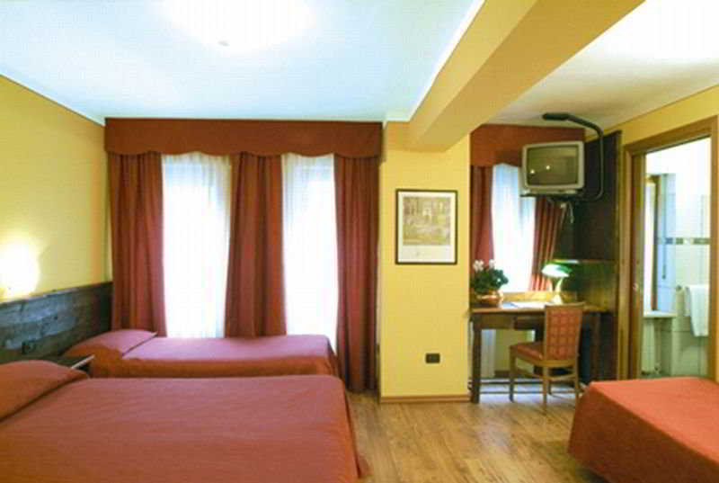 Hotel Sud Ovest Colle Colle Sestriere Екстериор снимка