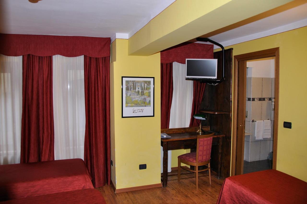 Hotel Sud Ovest Colle Colle Sestriere Екстериор снимка